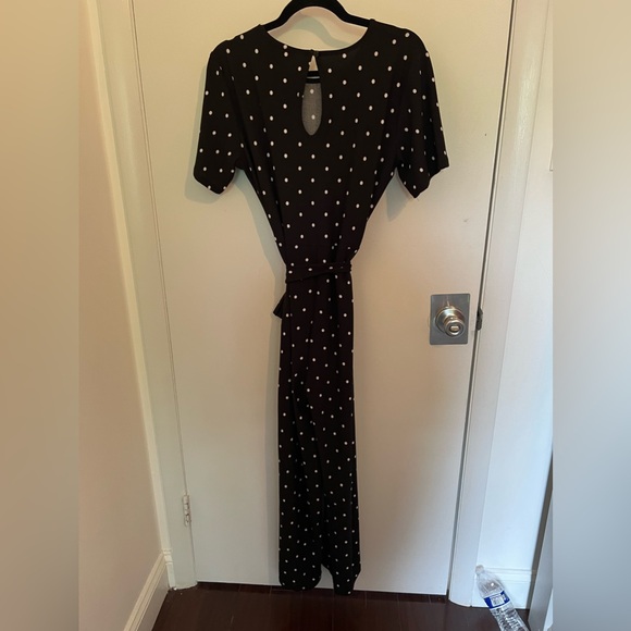 ASOS Wednesday's Girl relaxed belted jumpsuit with wide leg in polka dot - Picture 3 of 9